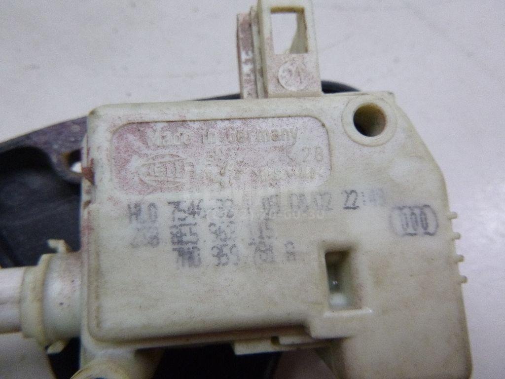 Активатор замка багажника