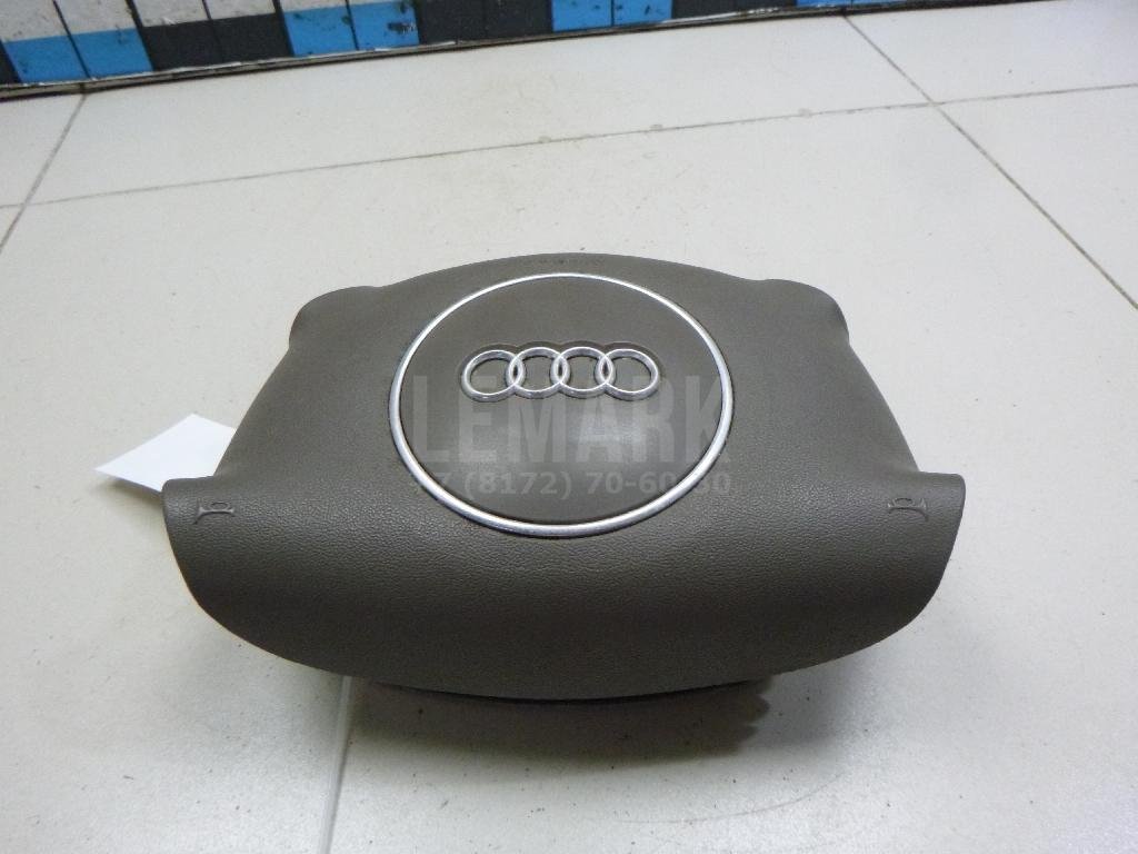 Подушка безопасности в рулевое колесо