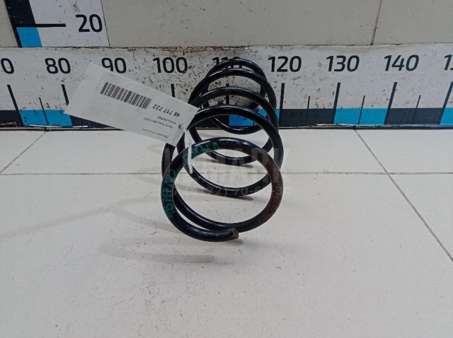 Пружина передняя