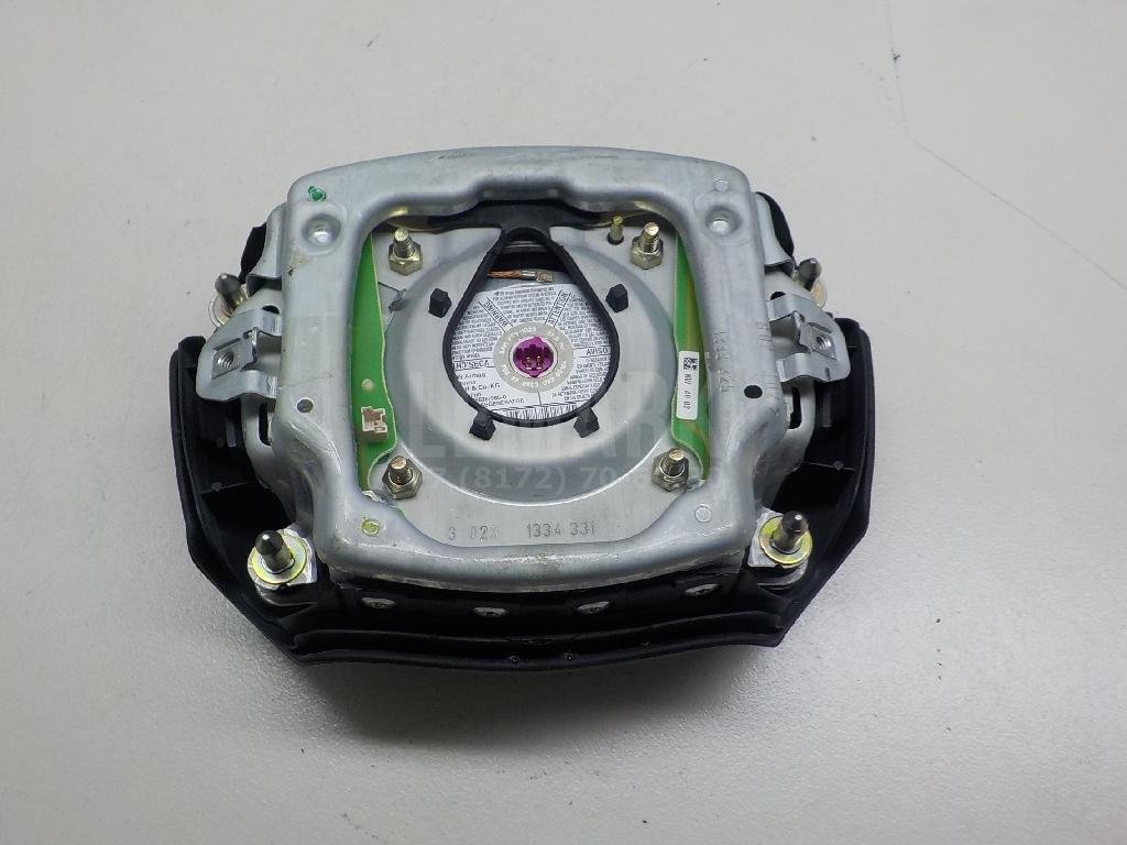 Подушка безопасности в рулевое колесо