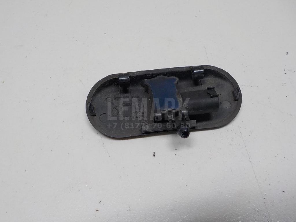 Форсунка омывателя лобового стекла