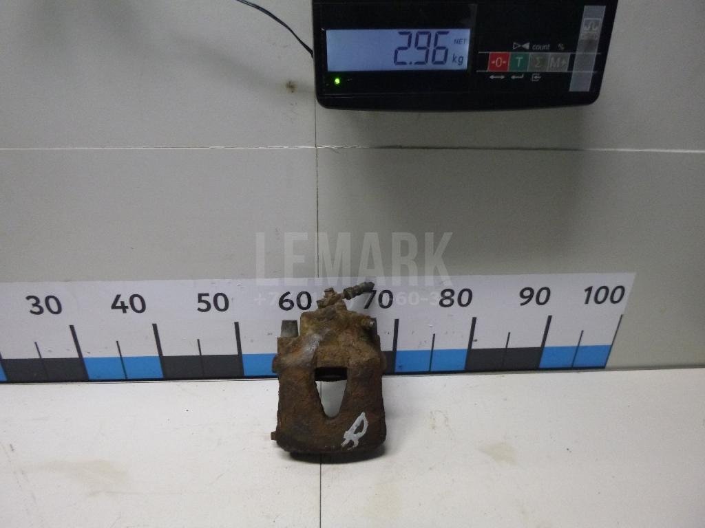 Суппорт тормозной передний правый