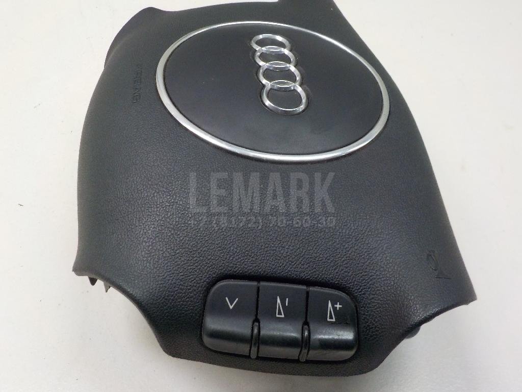 Подушка безопасности в рулевое колесо