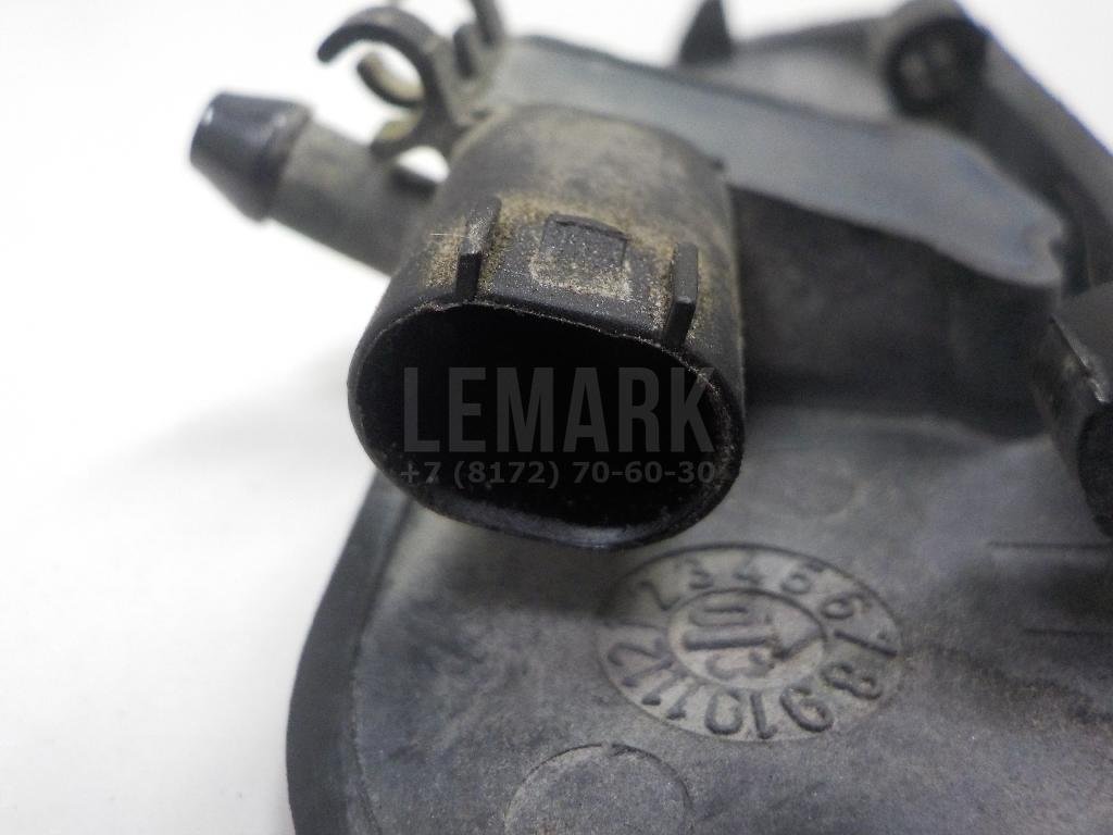 Форсунка омывателя лобового стекла