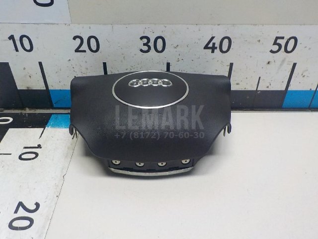 Подушка безопасности в рулевое колесо