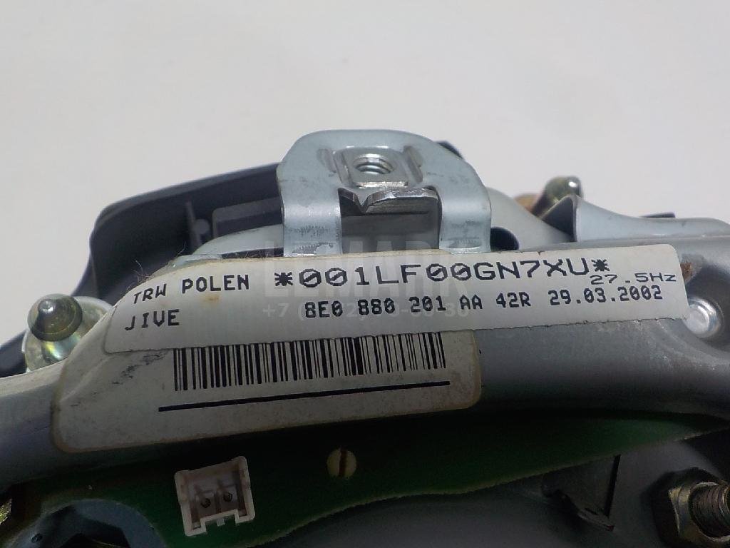 Подушка безопасности в рулевое колесо