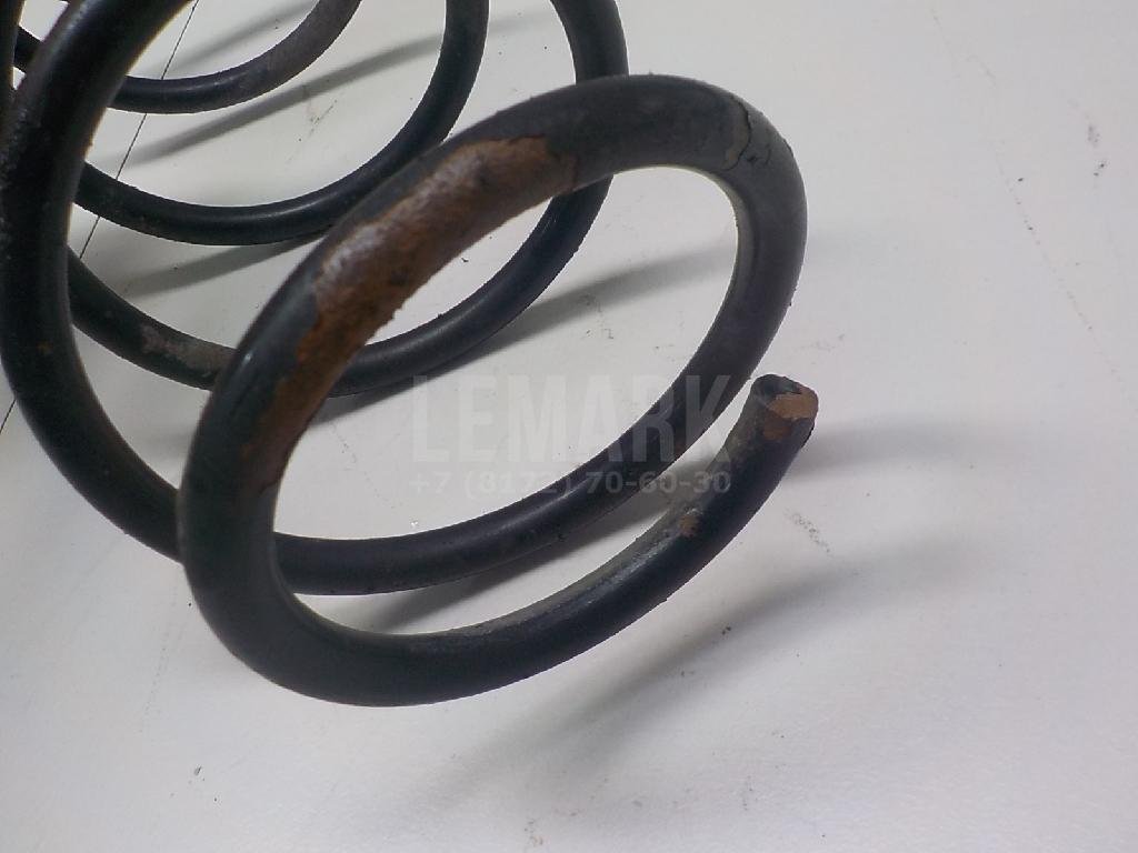 Пружина передняя