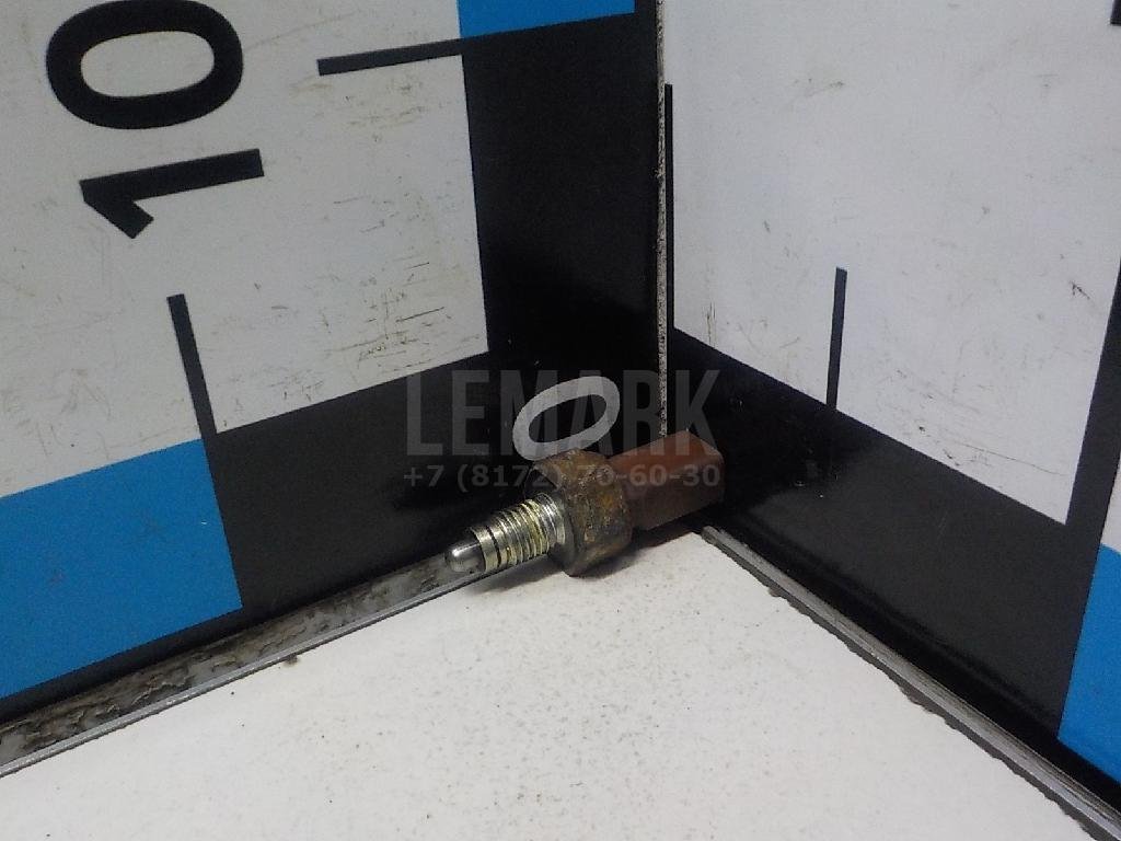 Датчик включения заднего хода