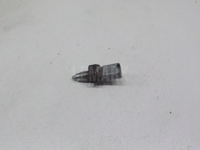 Датчик включения заднего хода