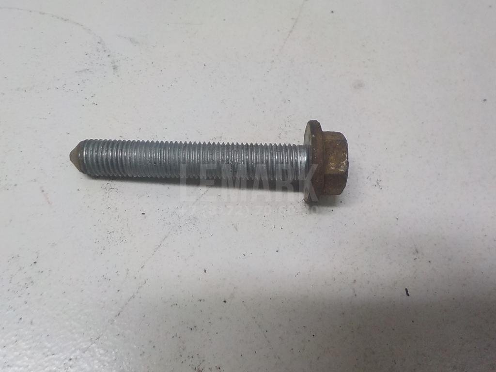 Болт заднего рычага