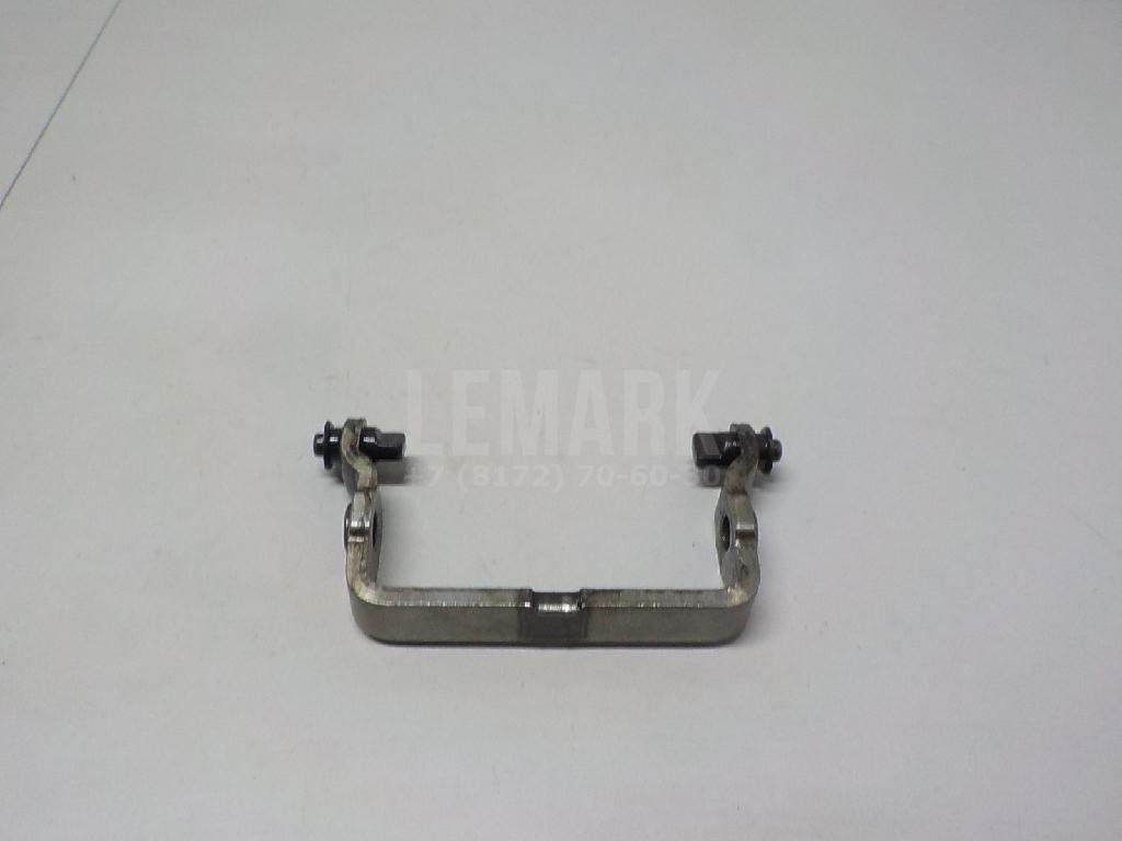 Вилка включения передачи