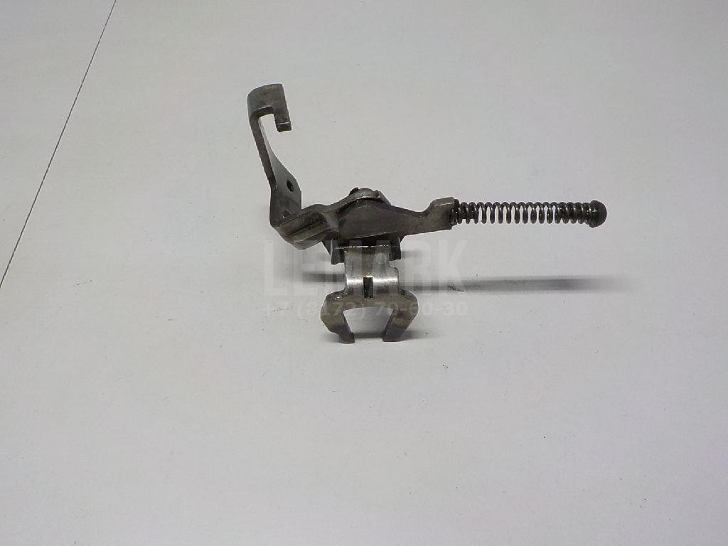 Вилка включения передачи