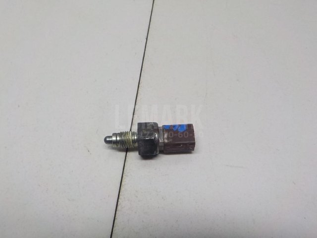 Датчик включения заднего хода