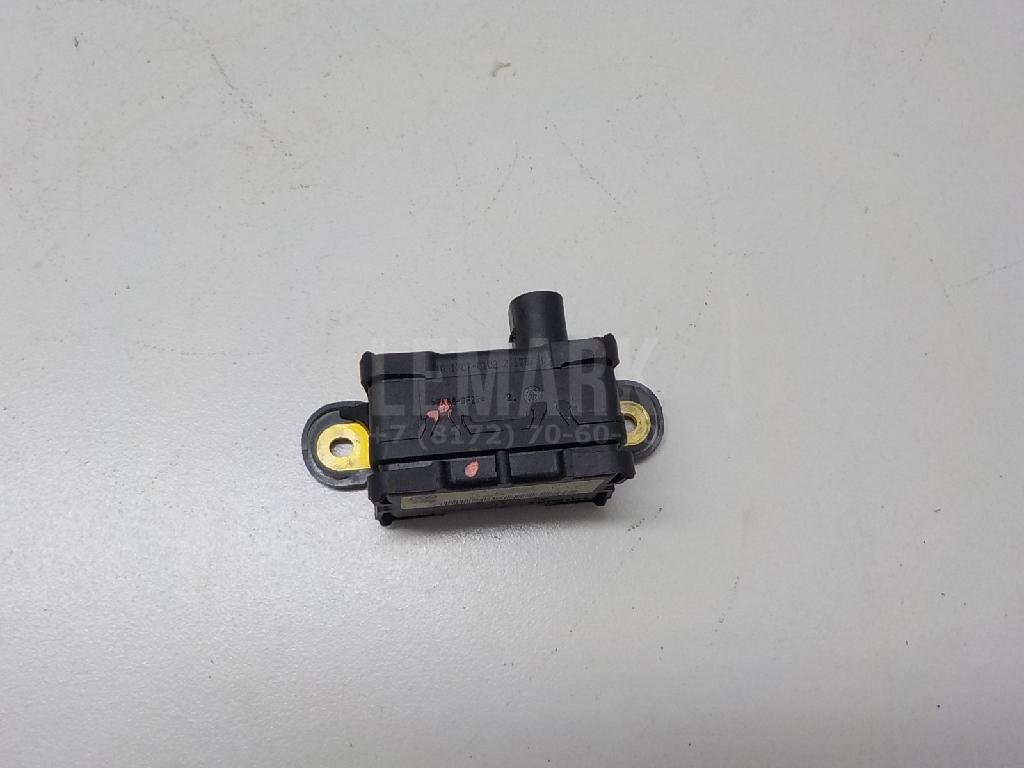 Датчик ускорения