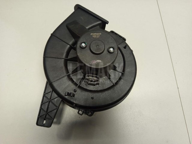 Моторчик отопителя