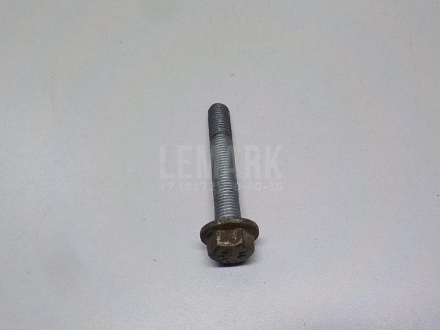 Болт заднего рычага