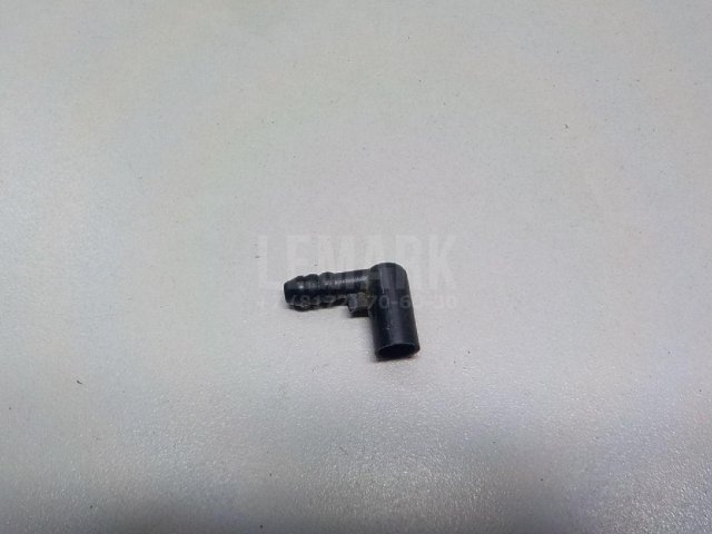 Тройник омывателя фар