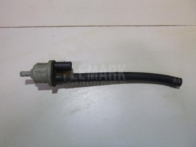 Клапан вентиляции топливного бака