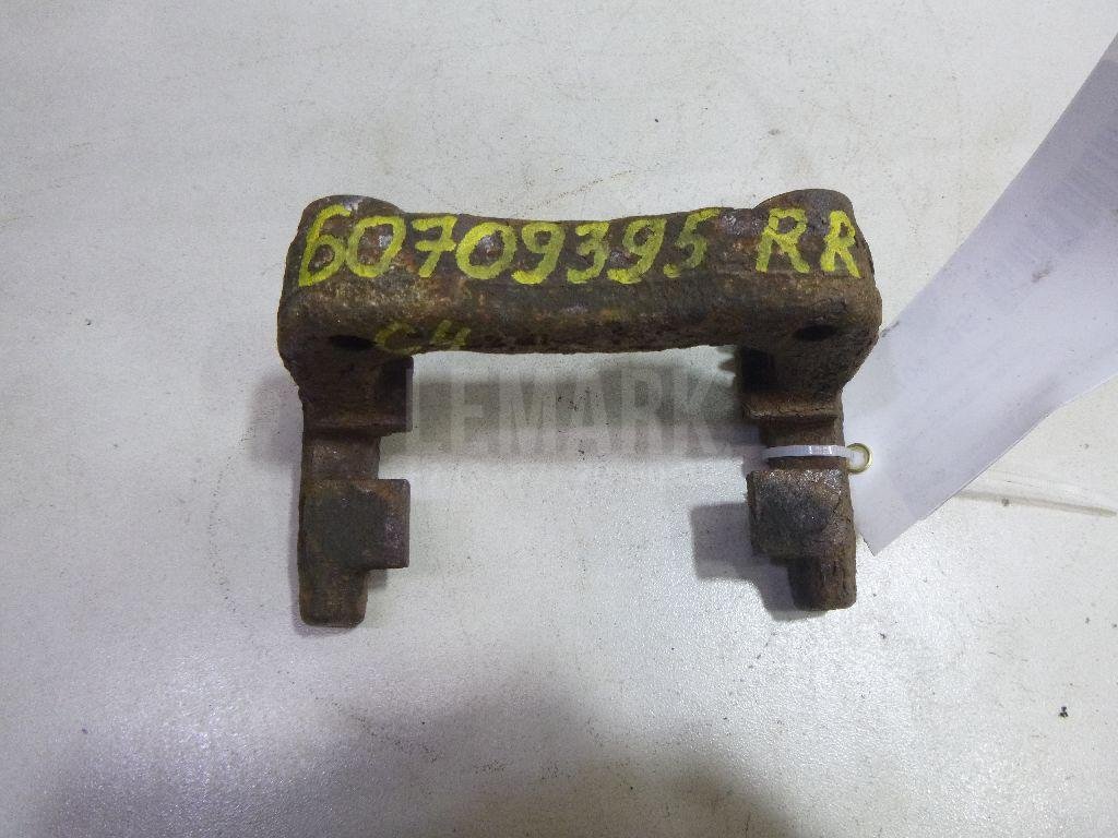 Скоба суппорта заднего правого