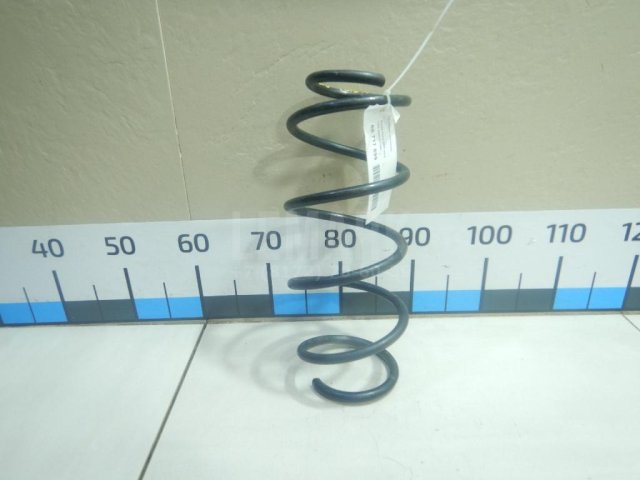 Пружина передняя