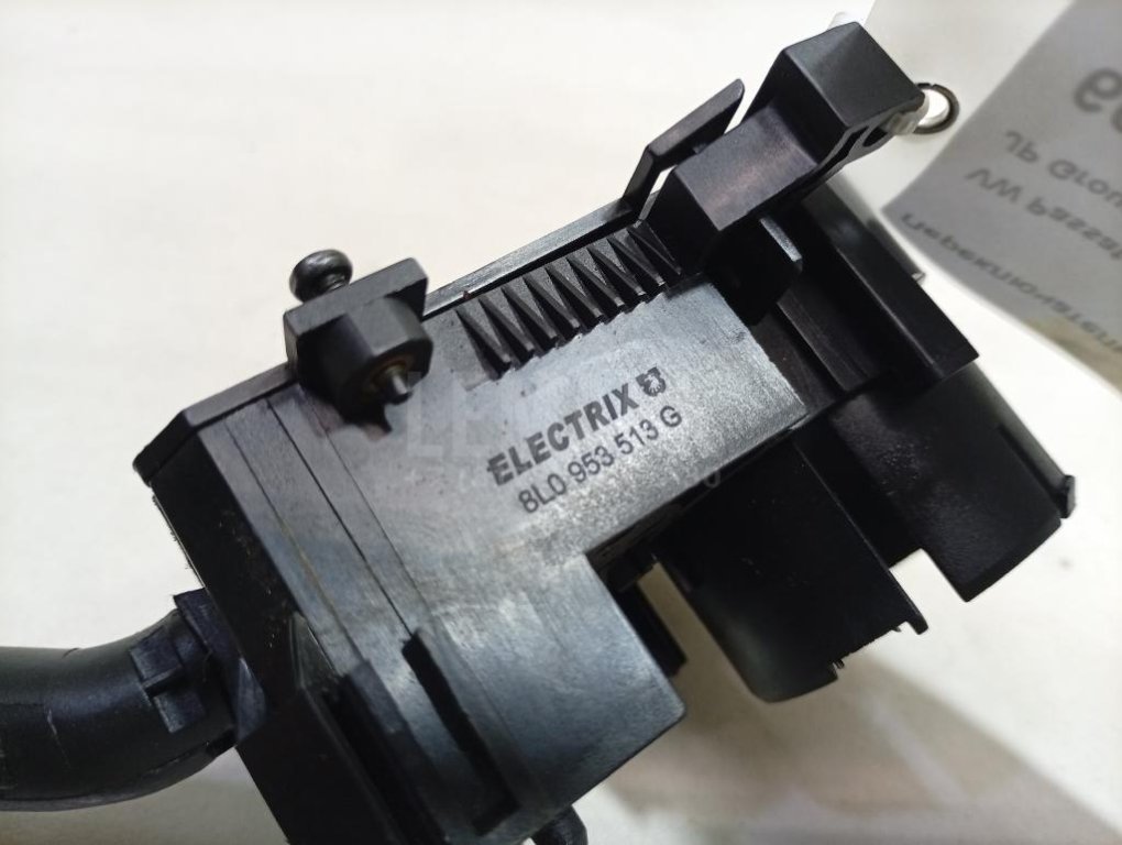 Переключатель поворотов подрулевой