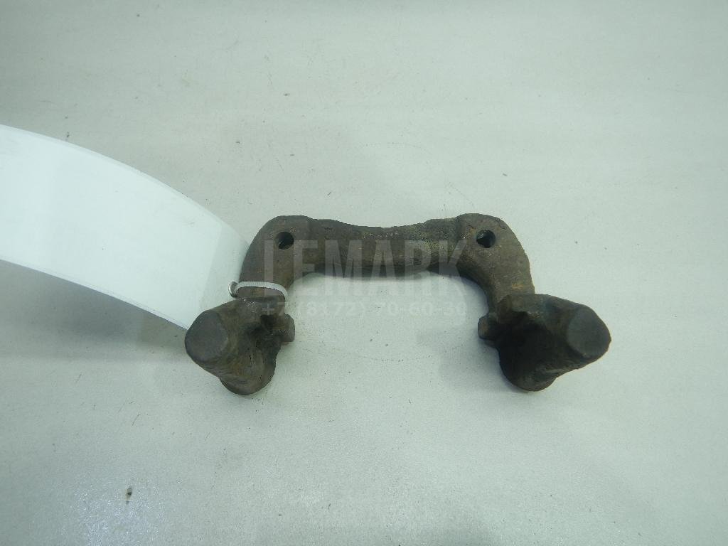 Скоба суппорта заднего правого