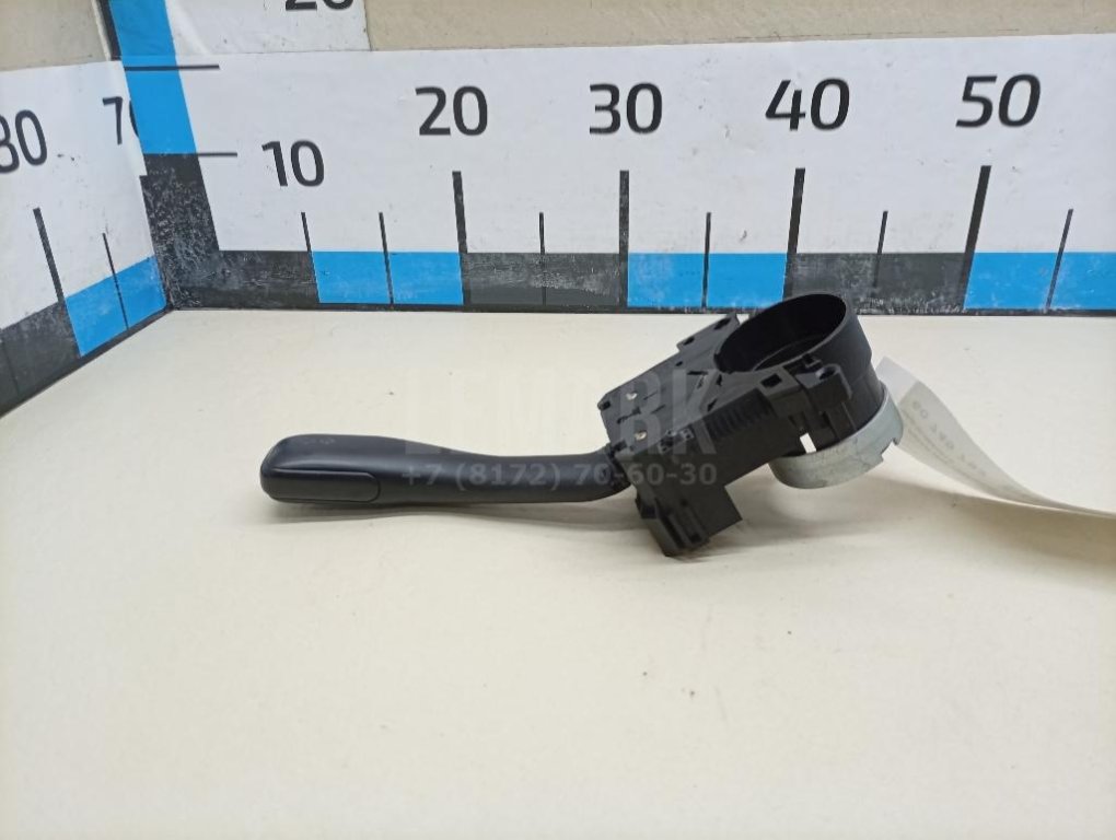 Переключатель поворотов подрулевой