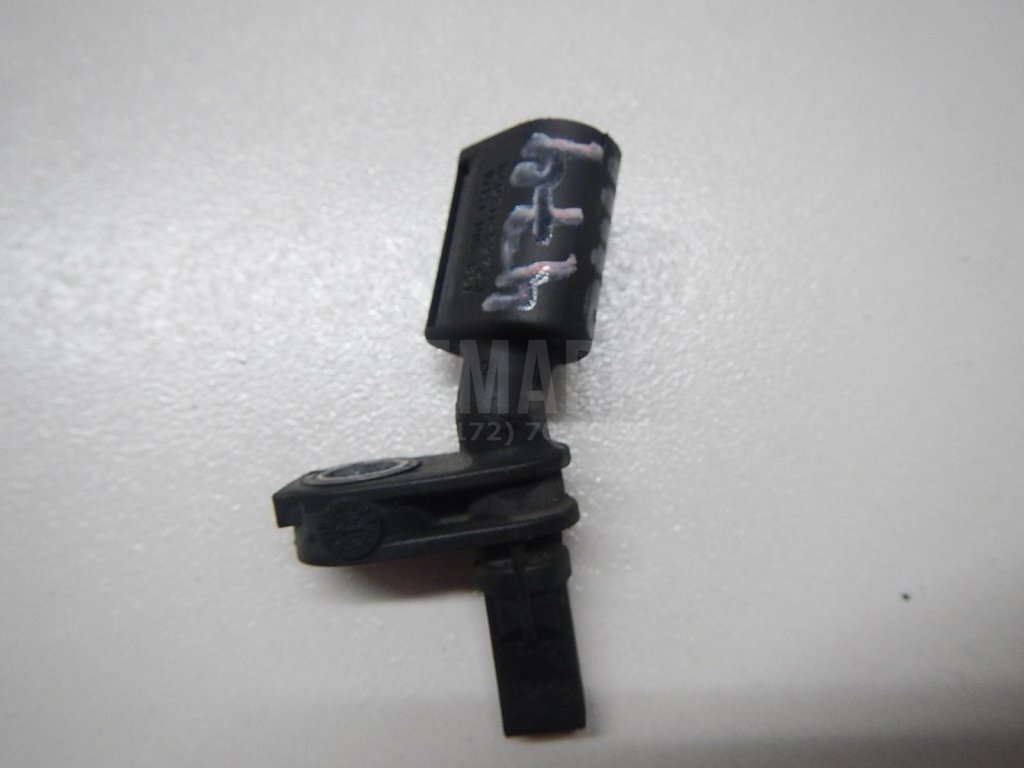 Датчик ABS передний левый