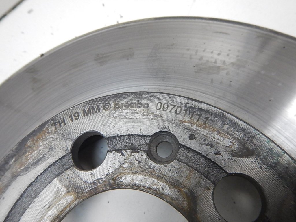 Диск тормозной передний вентилируемый