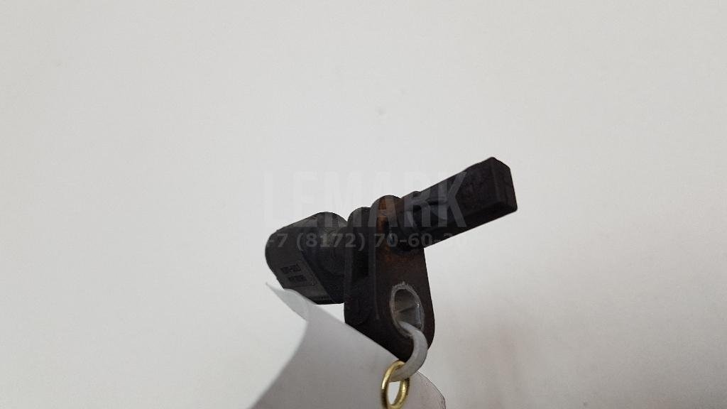 Датчик ABS передний левый