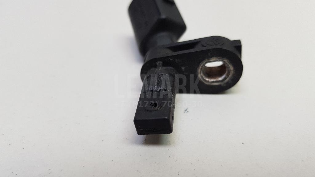 Датчик ABS передний левый