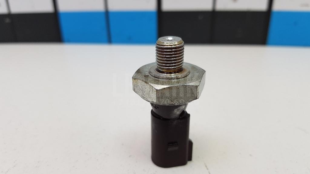 Датчик давления масла