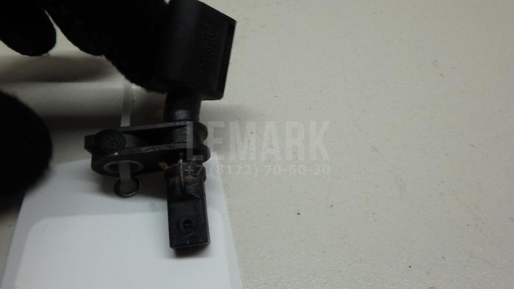 Датчик ABS передний правый