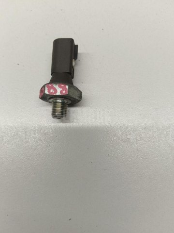 Датчик давления масла