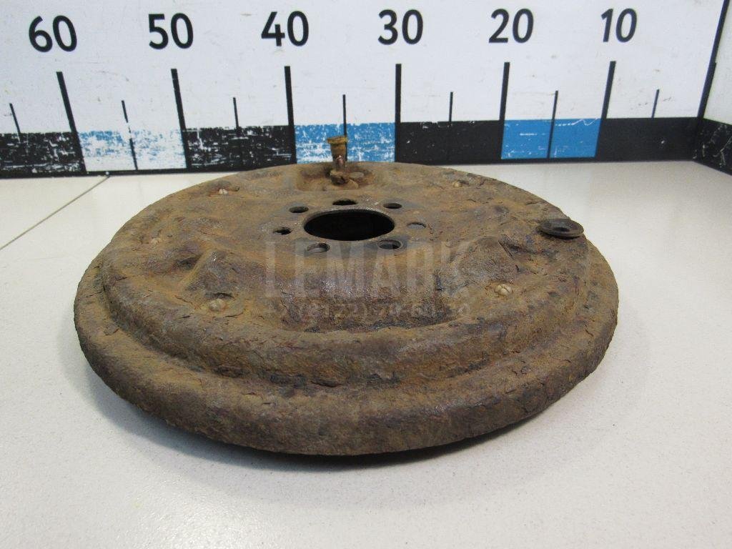 Щит опорный задний левый