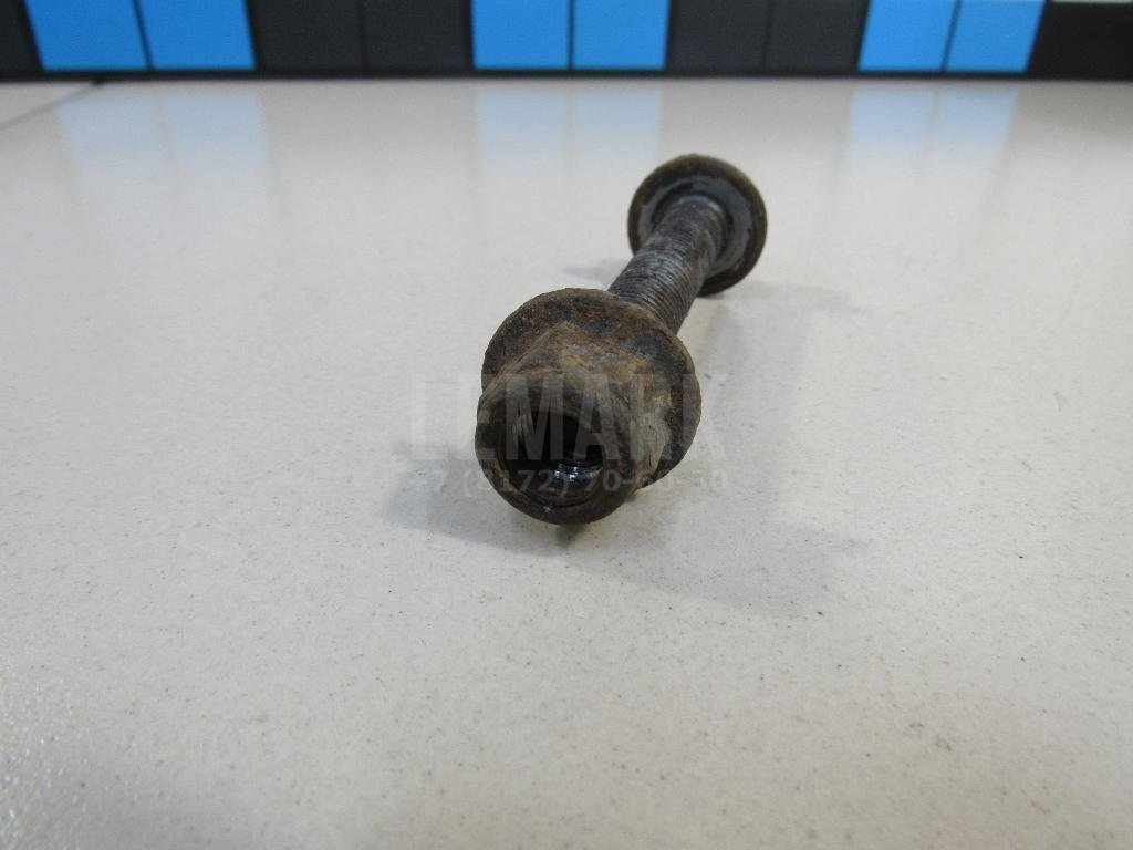 Болт заднего рычага