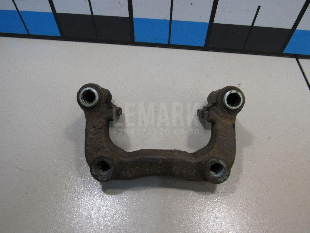 Скоба суппорта заднего левого