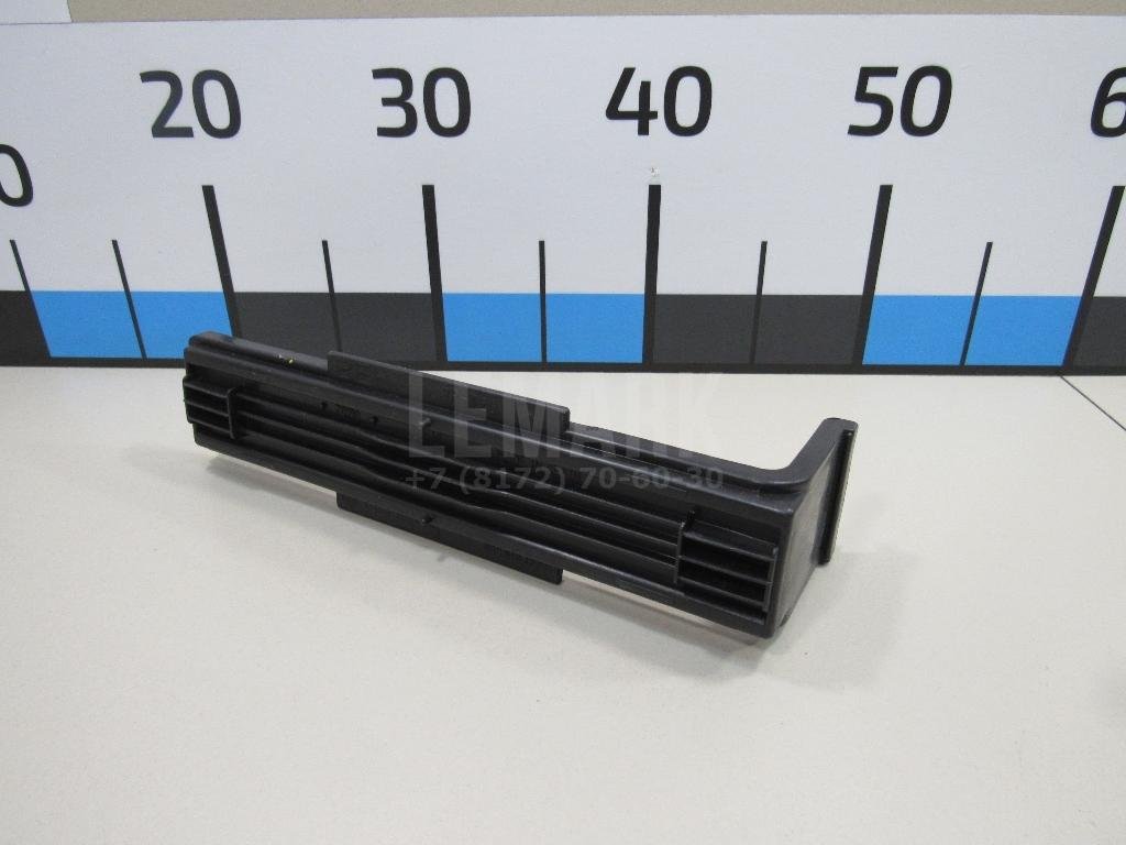 Крышка салонного фильтра