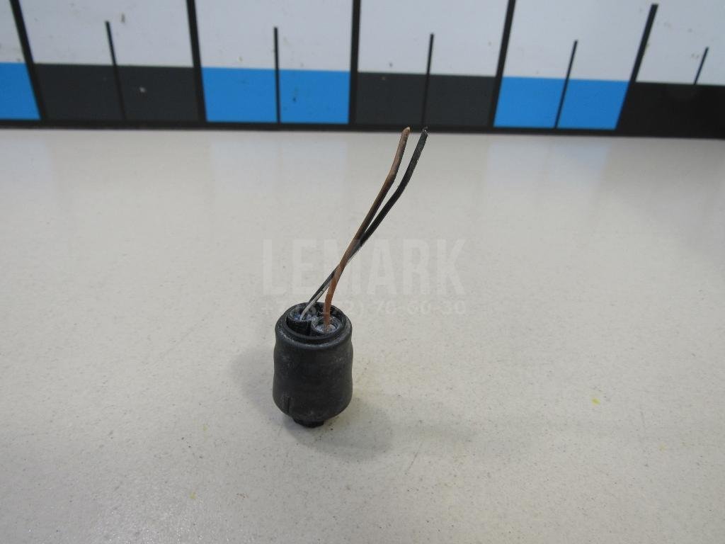 Патрон габаритного фонаря