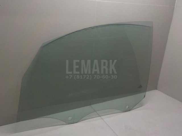 Стекло двери передней левой