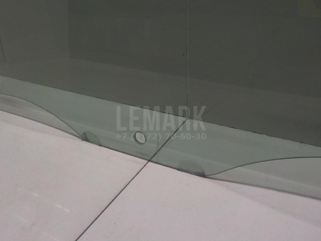 Стекло двери задней левой
