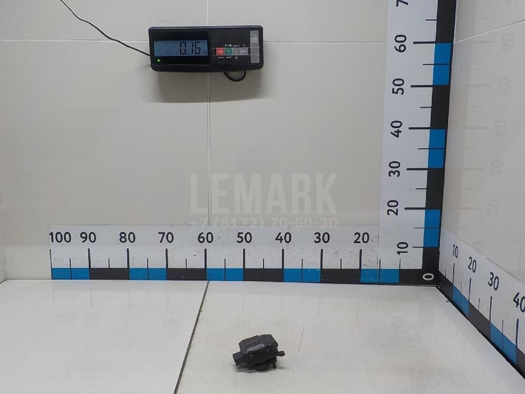 Моторчик заслонки отопителя