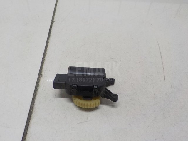 Моторчик заслонки отопителя