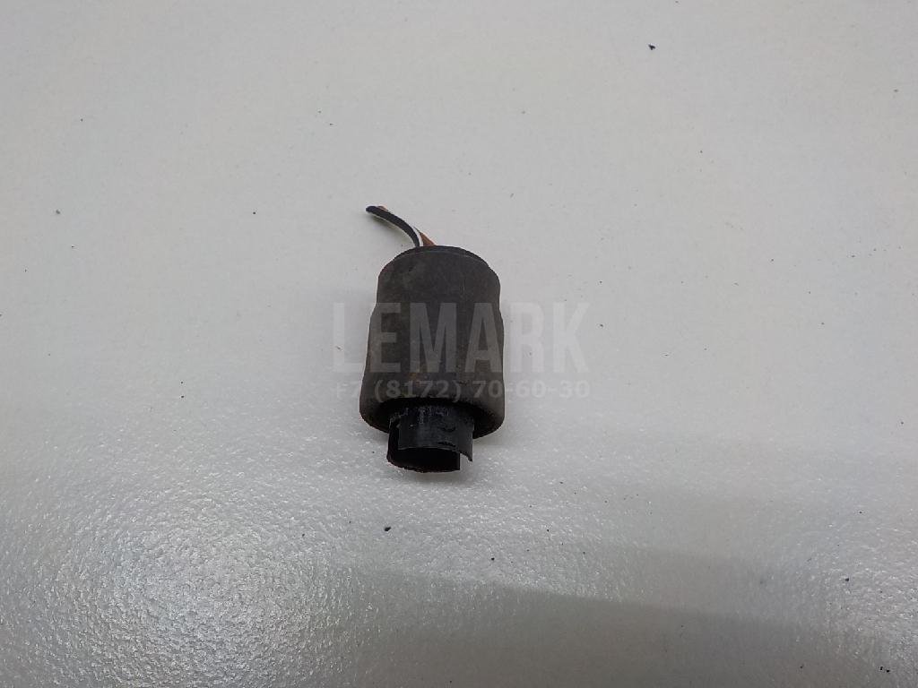 Патрон габаритного фонаря