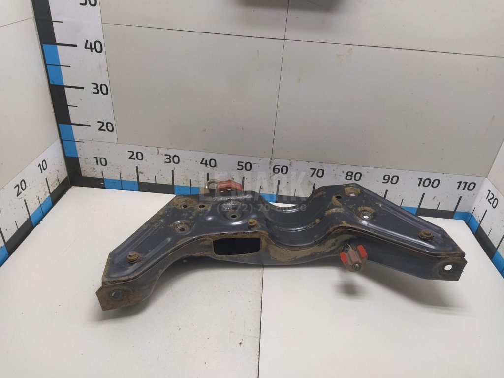 Балка подмоторная