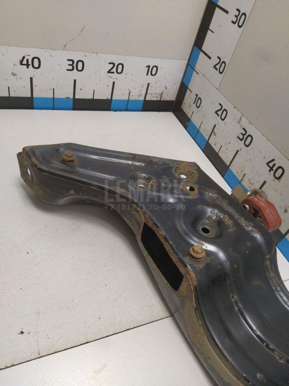 Балка подмоторная