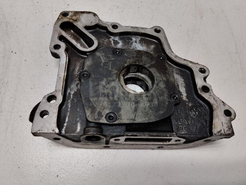 Насос масляный