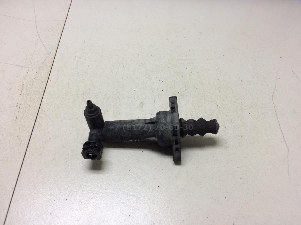 Цилиндр сцепления рабочий