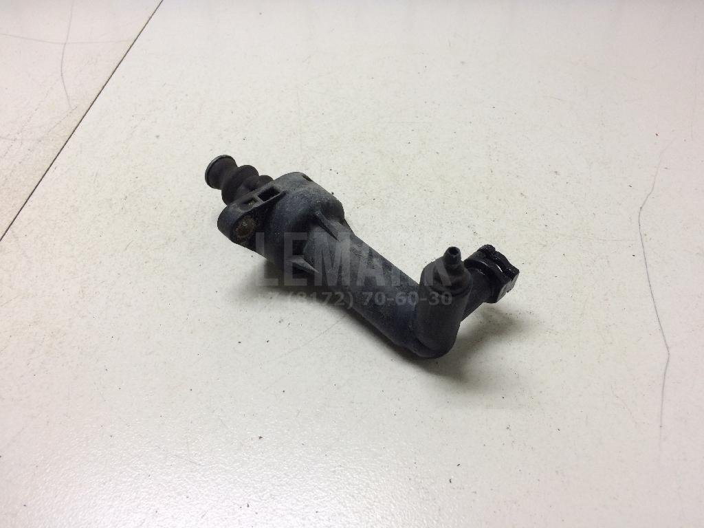 Цилиндр сцепления рабочий