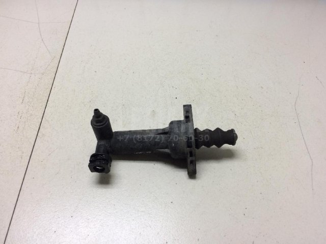 Цилиндр сцепления рабочий